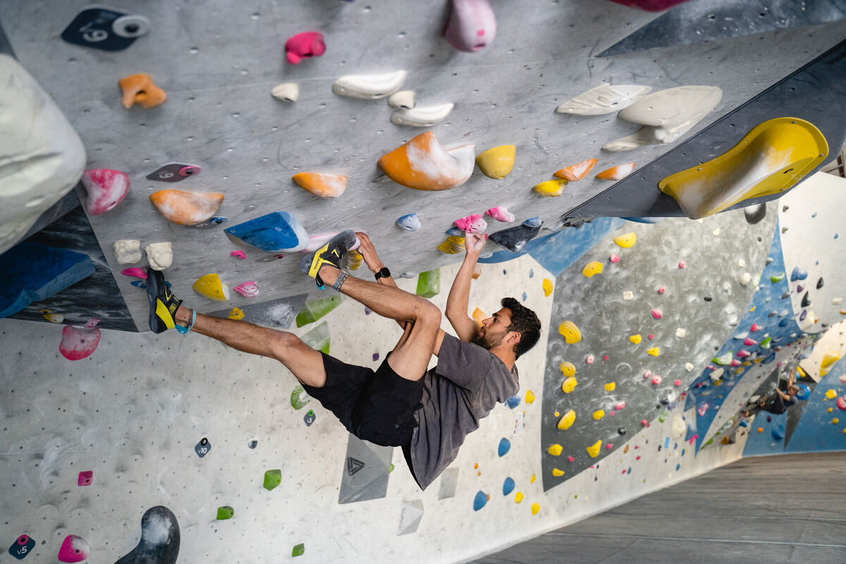 Xavier Bravo. Photographer Dally Hue