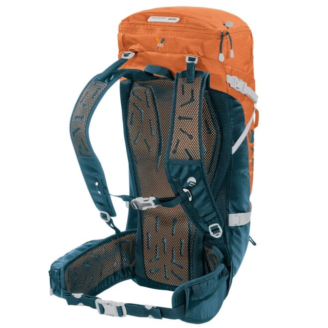 Ferrino Triolet 25 + 3 mochila de alpinismo