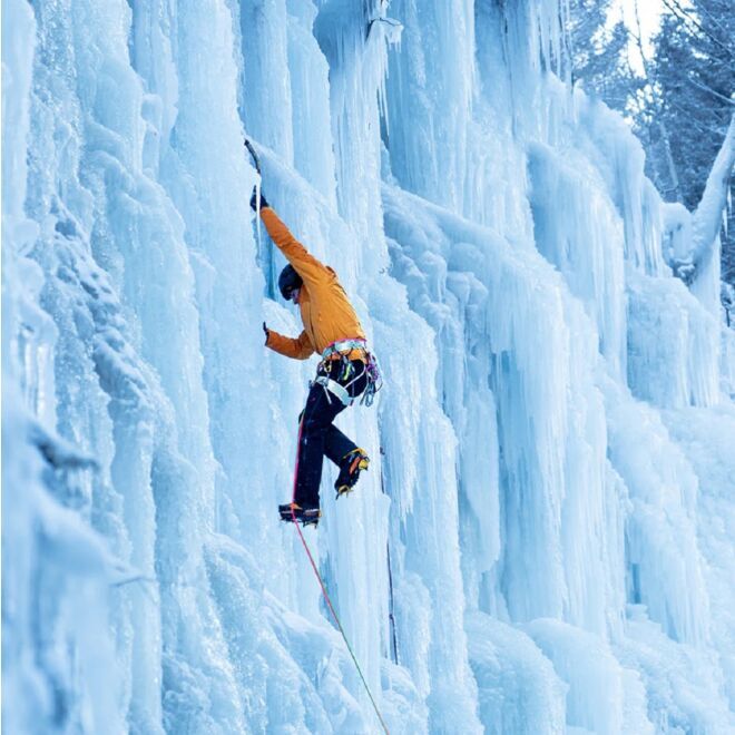 Grivel Levante arnés de alpinismo y esquí de montaña