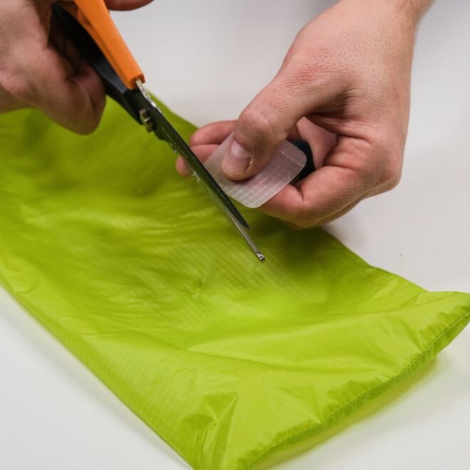 McNett Tenacius Tape Silnylon Patches parches de reparación