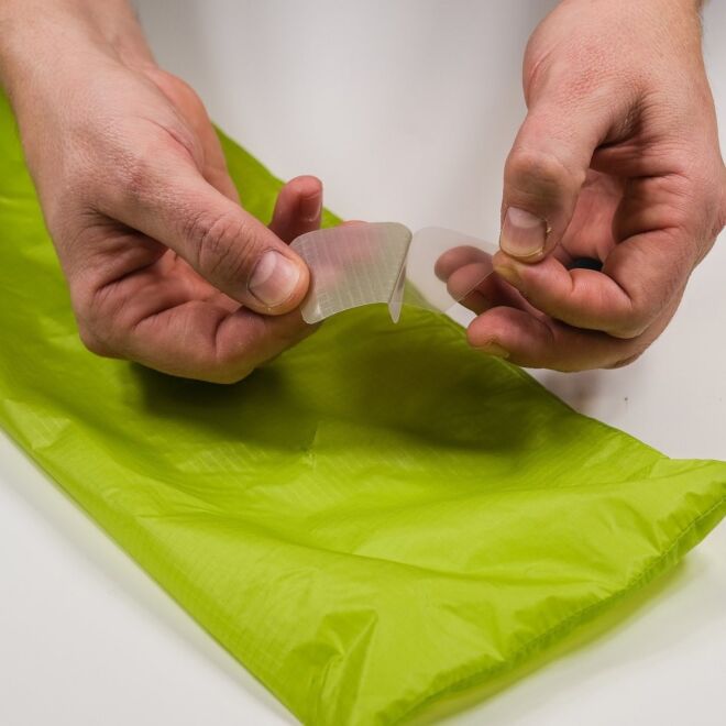 McNett Tenacius Tape Silnylon Patches parches de reparación